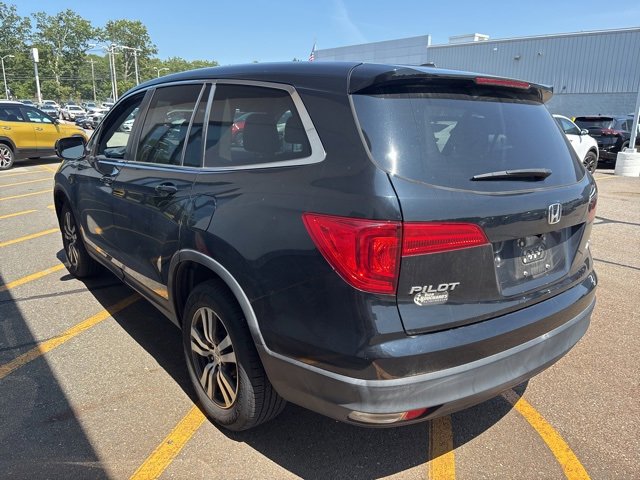 2016 Honda Pilot EX-L photo 3