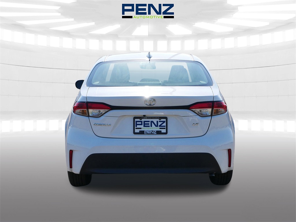 2024 Toyota Corolla LE photo 6