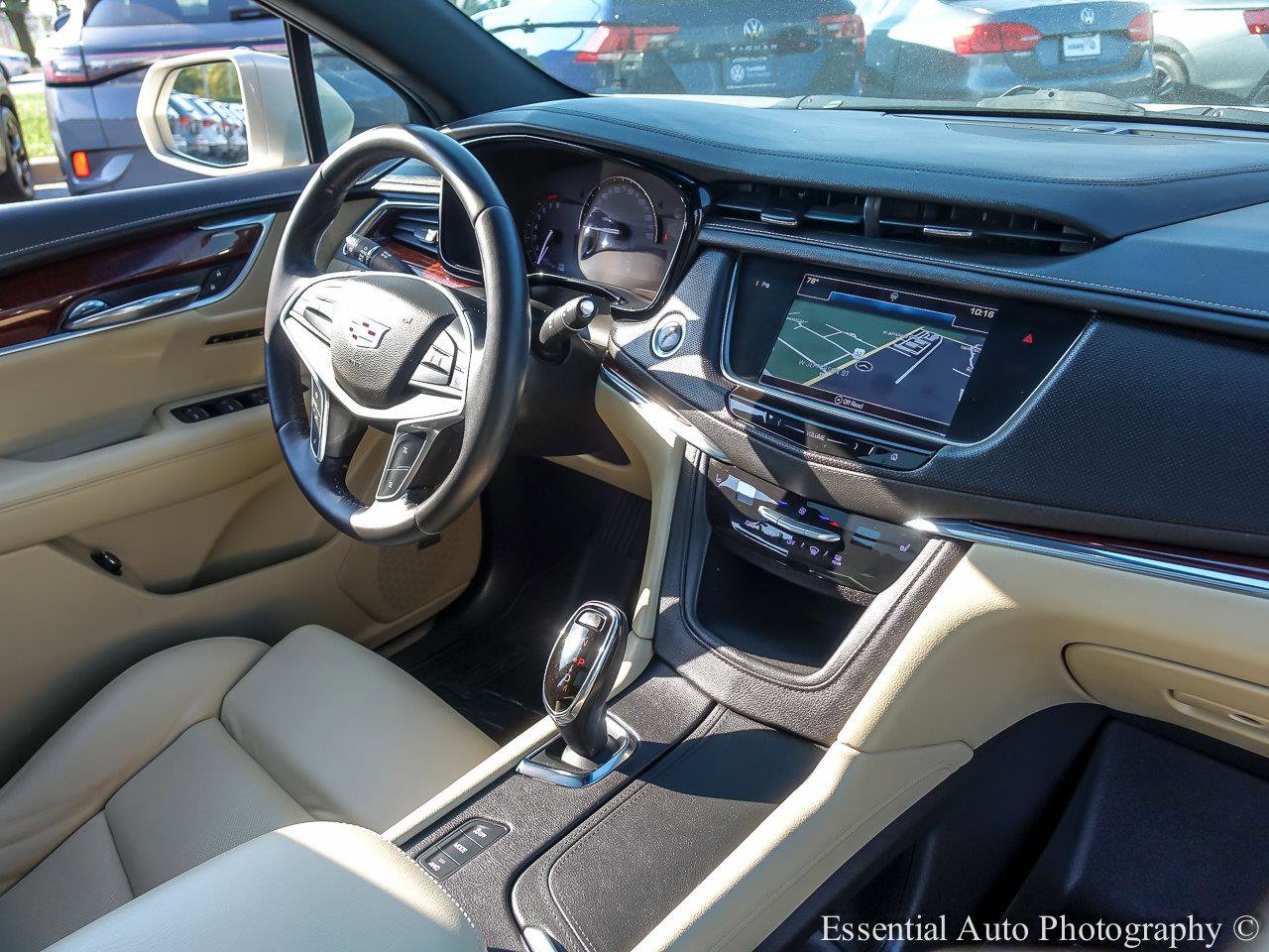 2017 CADILLAC XT5 - Image 28