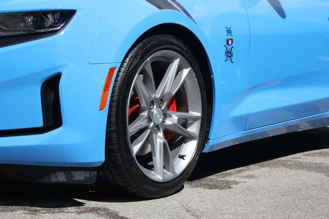 2023 Chevrolet Camaro 1LT photo 4
