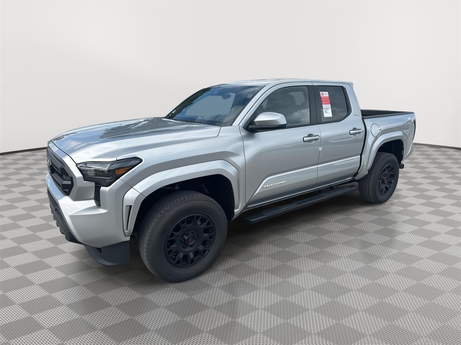 2025 Toyota Tacoma SR5's photo