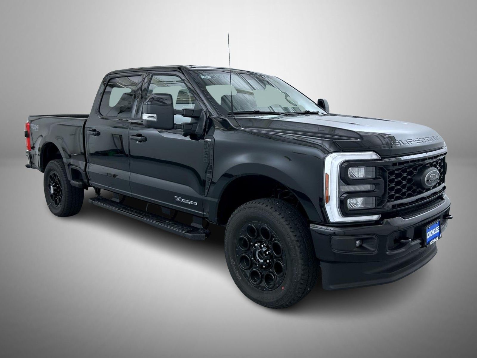 2025 Ford F-250 photo 3