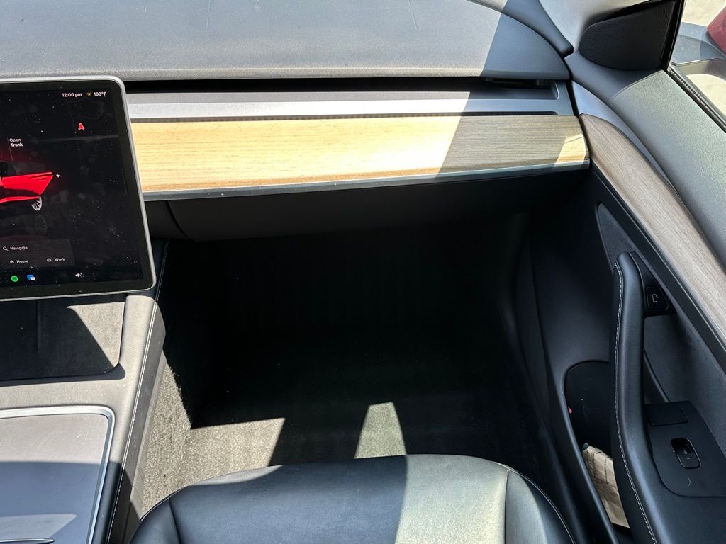 2022 Tesla Model 3 Long Range photo 9