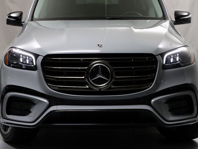 2026 Mercedes Benz GLS 450 4MATIC photo 6