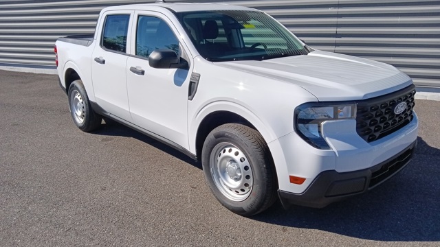 2025 Ford Maverick XL's photo