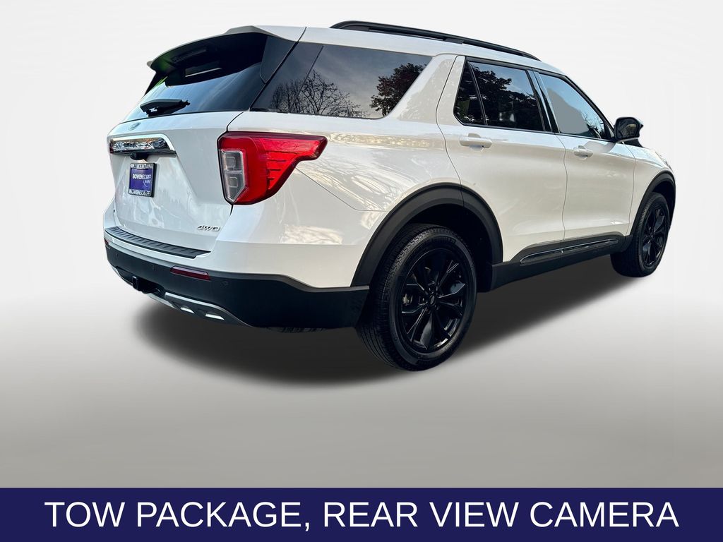 2024 Ford Explorer XLT photo 4