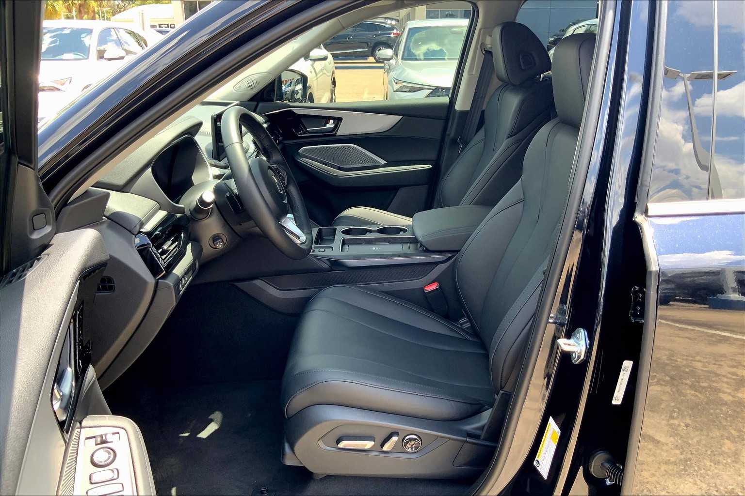 2025 Acura MDX photo 7