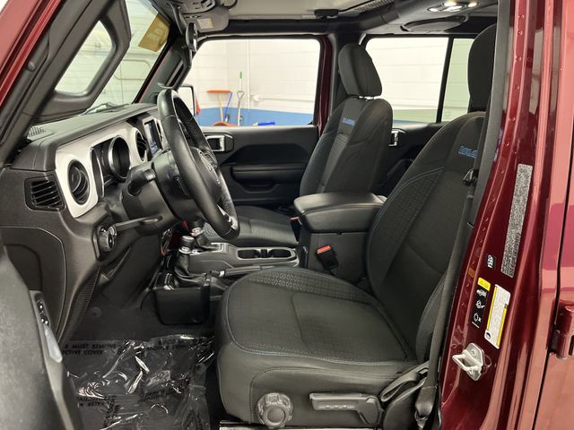 2021 Jeep Wrangler Unlimited Islander photo 4