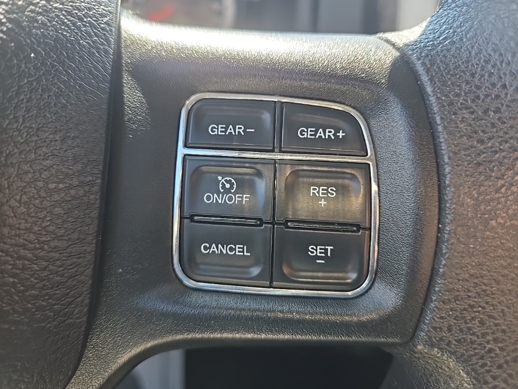 2019 Ram 1500 Classic Warlock photo 16