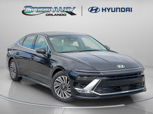 2025 Hyundai Sonata Hybrid SEL's photo