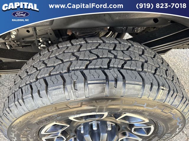 2023 Ford F-250 photo 14