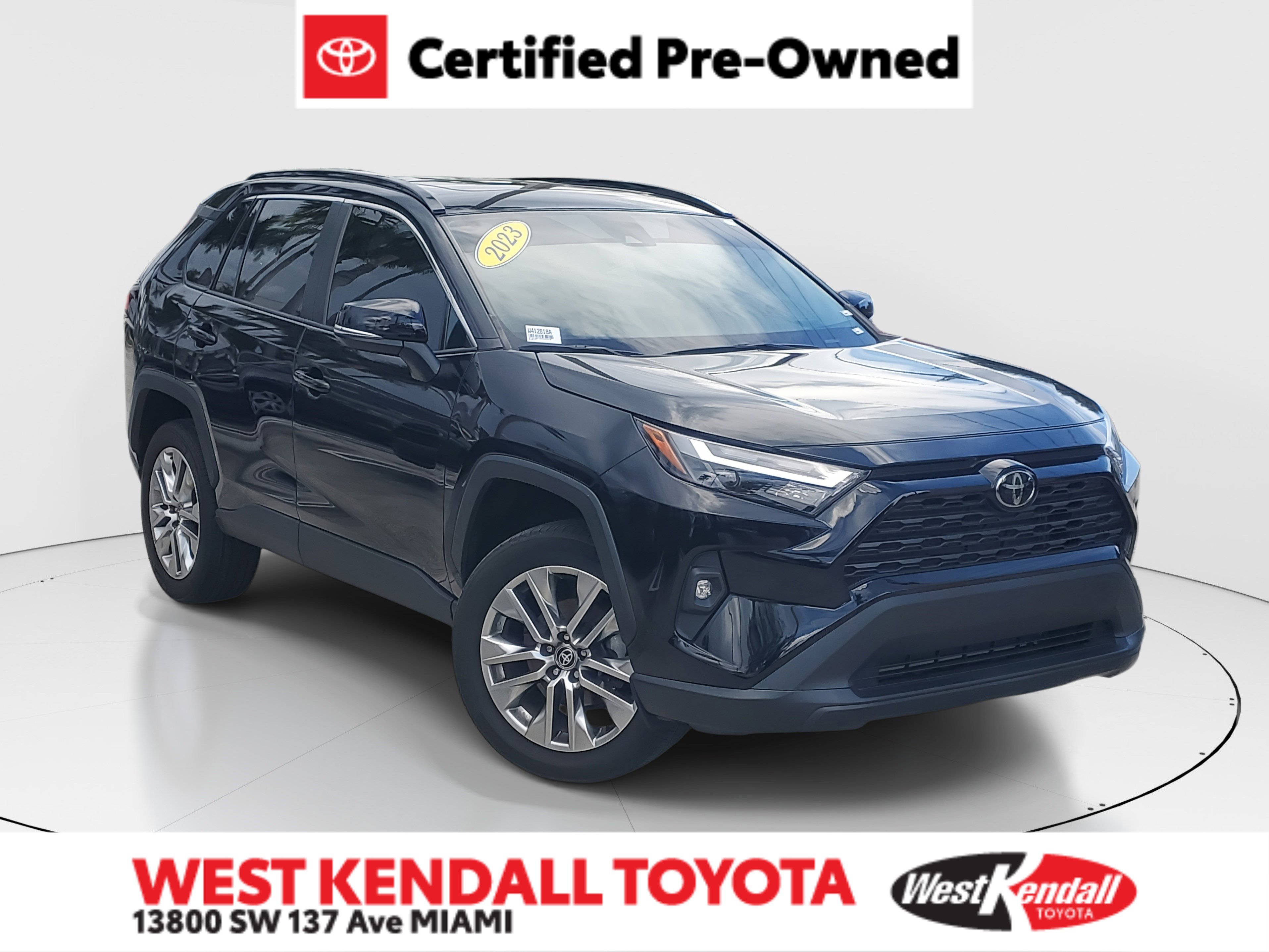 2023 Toyota RAV4 XLE Premium's photo