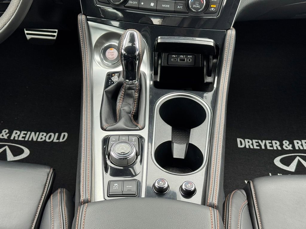 2019 Nissan Maxima SR photo 23