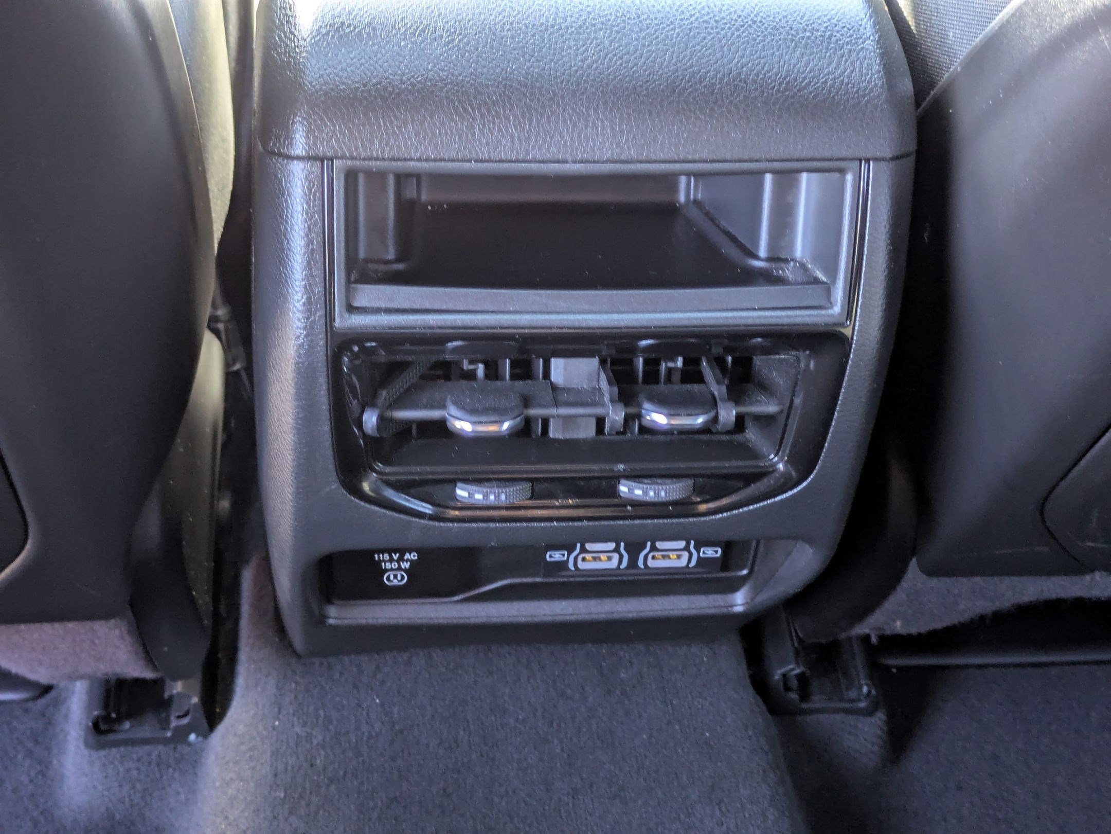 2023 Jeep Grand Cherokee Altitude photo 23