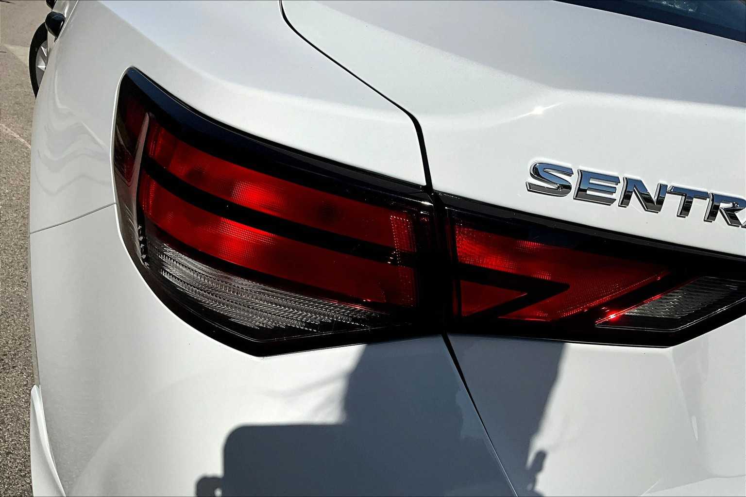 2025 Nissan Sentra S photo 11