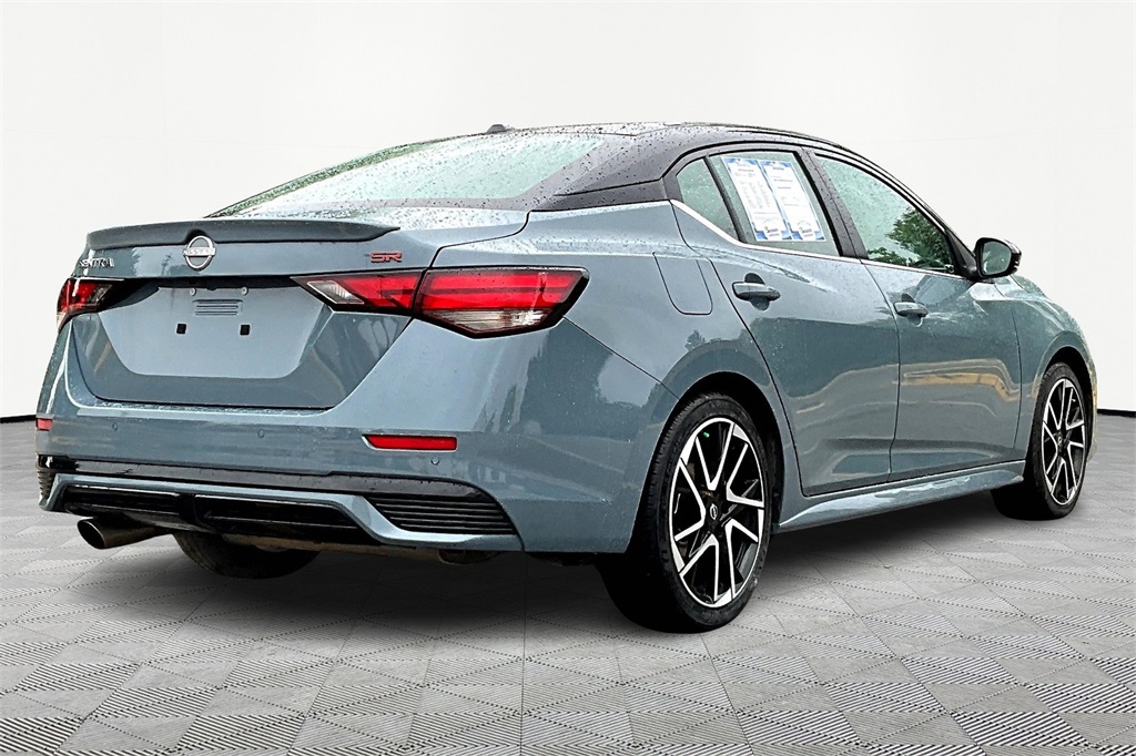 Used 2024 Nissan Sentra SR with VIN 3N1AB8DV6RY388974 for sale in Kansas City