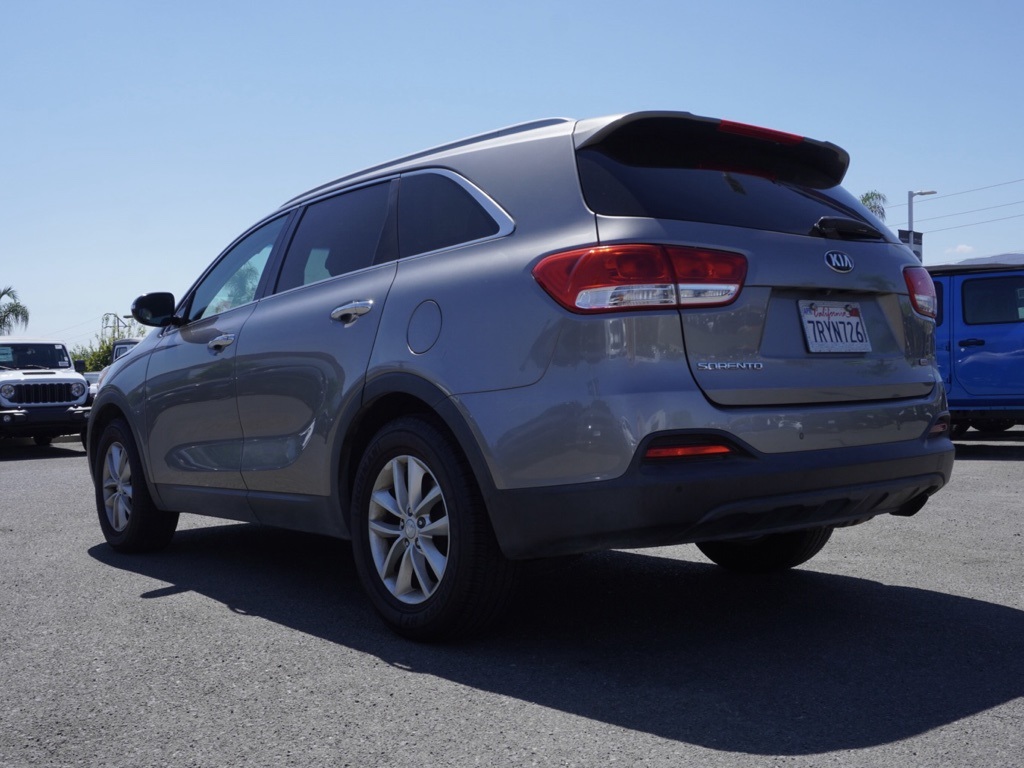2016 Kia Sorento LX photo 6