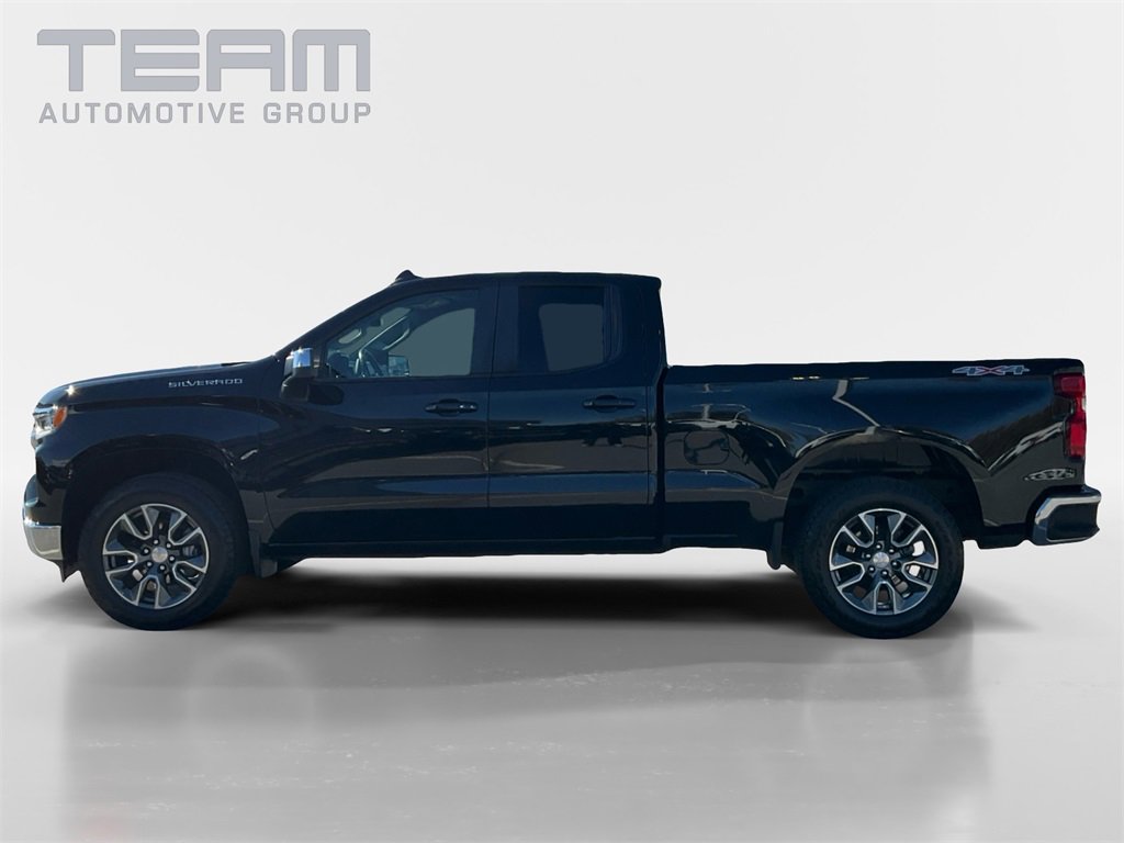 2022 Chevrolet Silverado 1500 LT photo 4