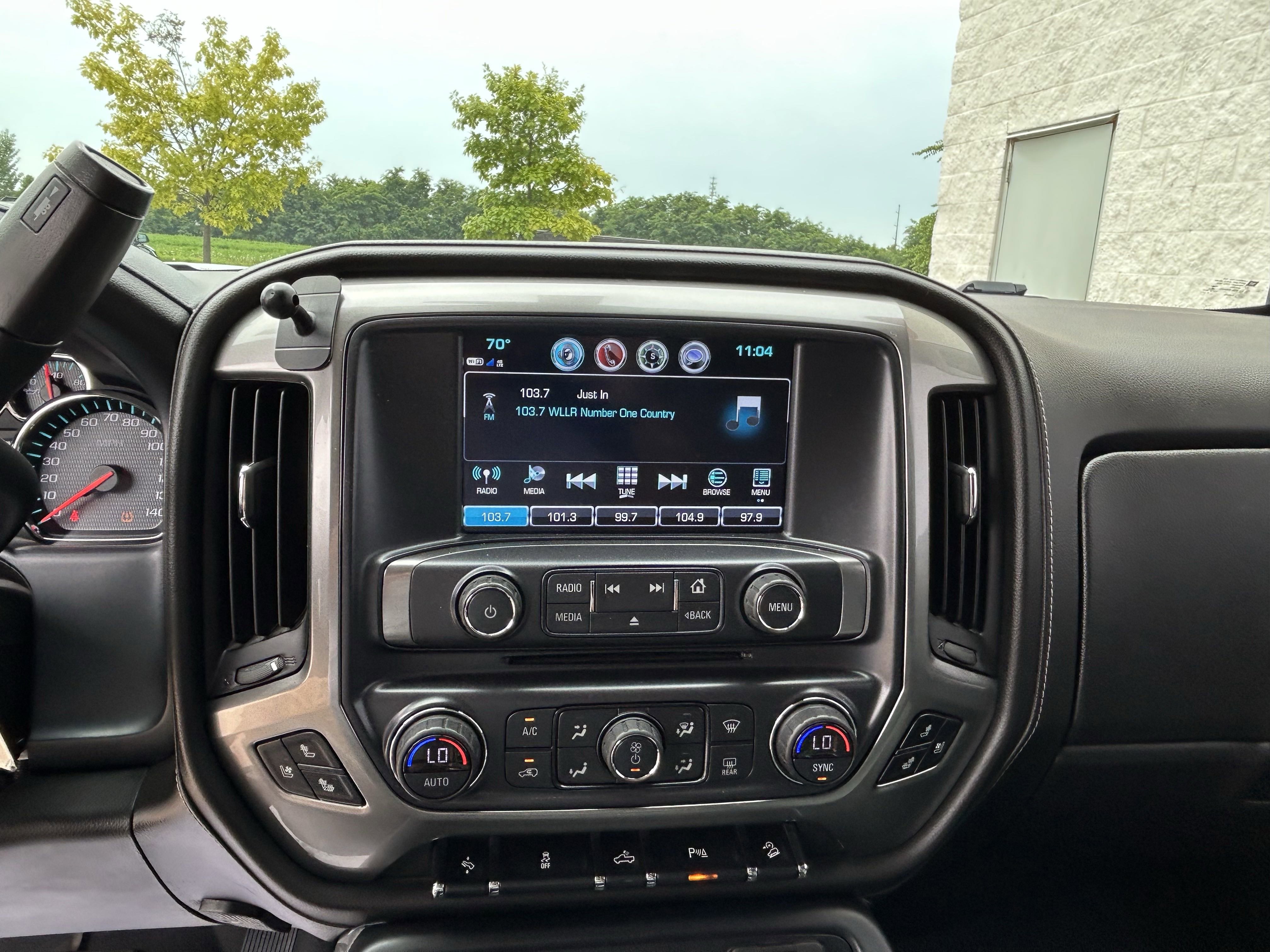 2018 Chevrolet Silverado 1500 LTZ photo 9