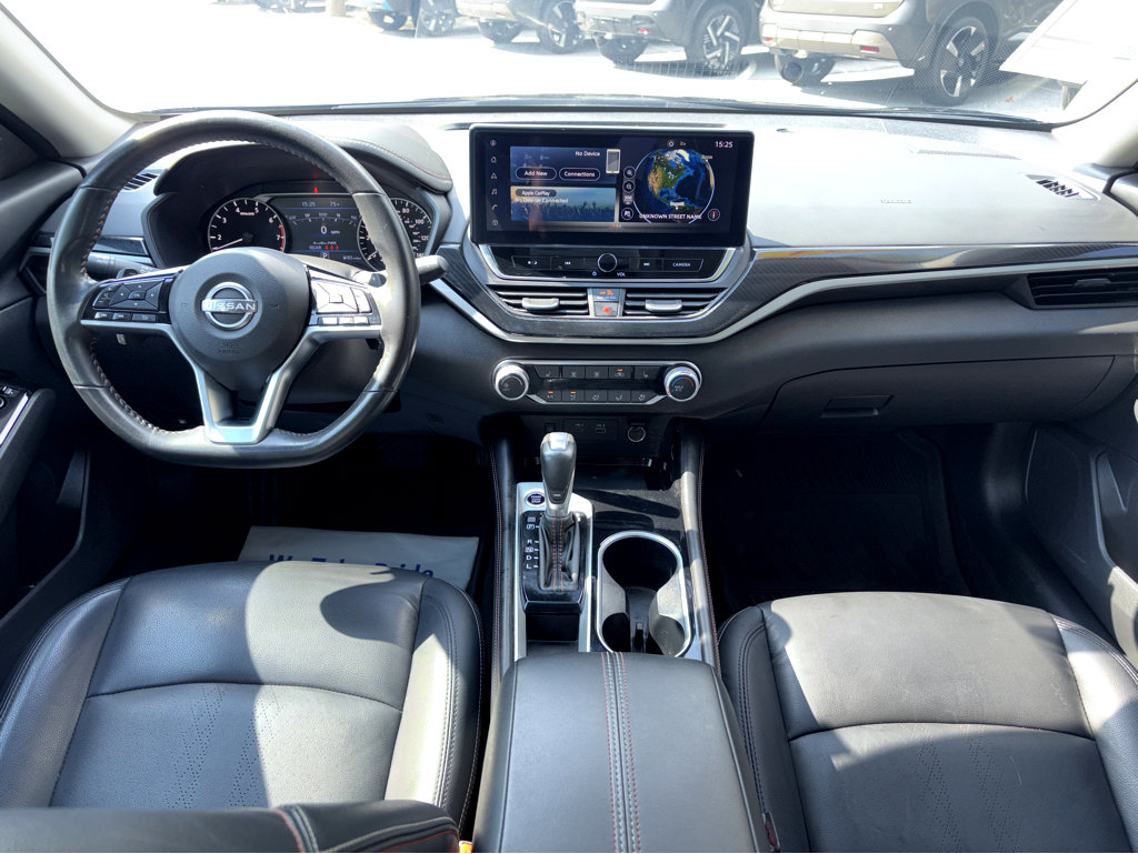 2024 Nissan Altima 2.5 SR photo 4