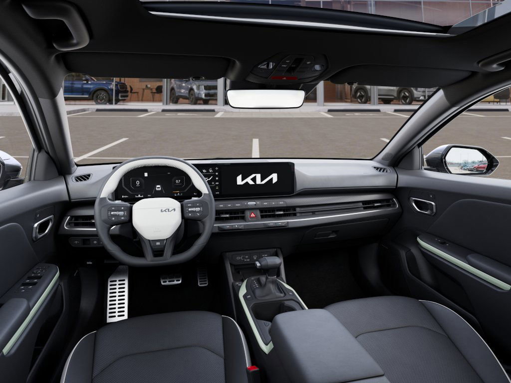 2025 Kia K4 GT-Line Turbo photo 14