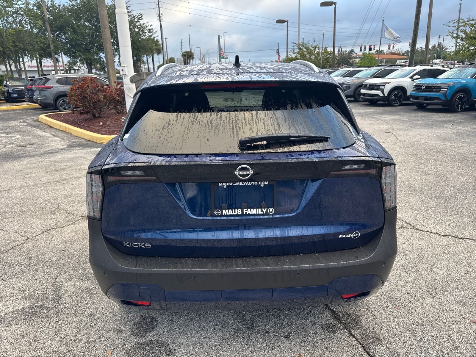 2026 Nissan Kicks SV photo 3