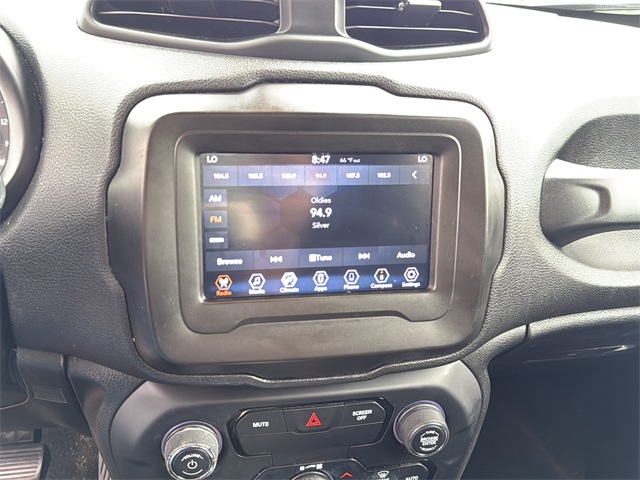 2020 Jeep Renegade Sport photo 18