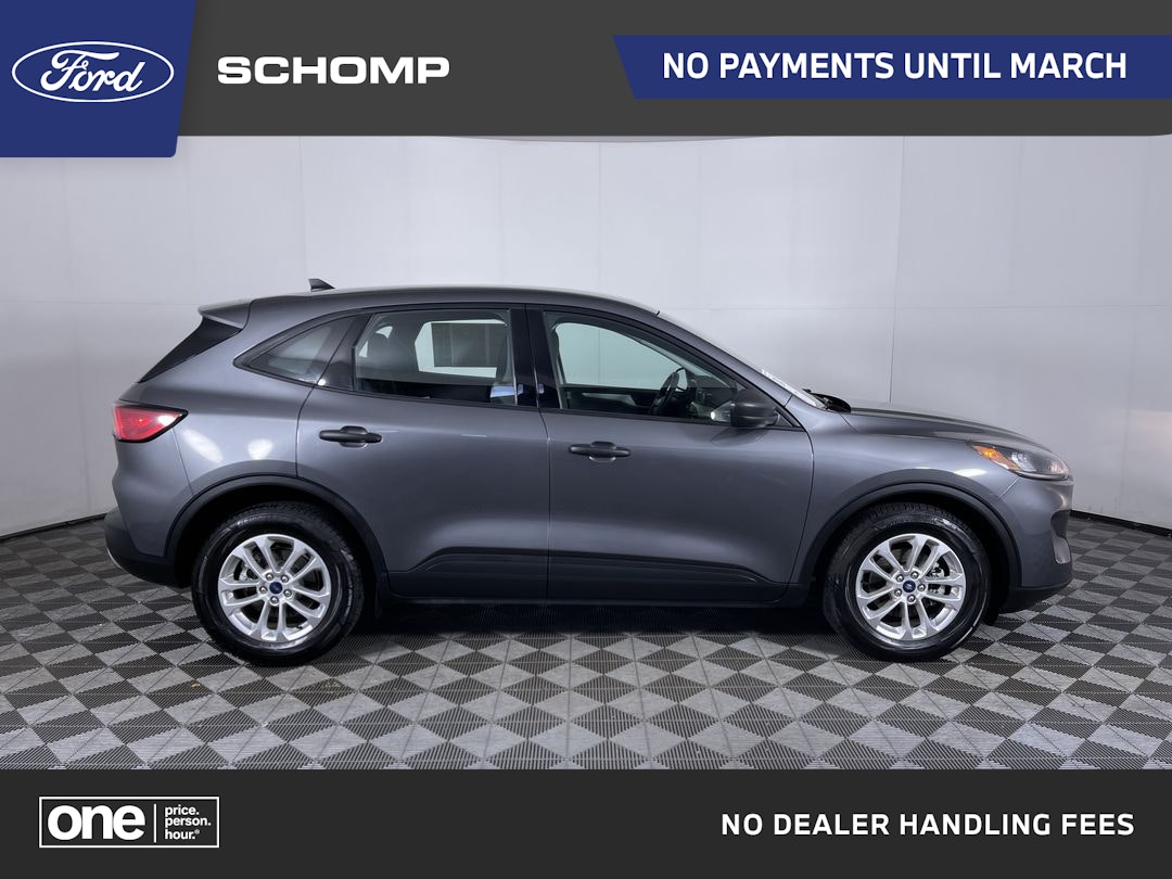 2021 Ford Escape S's photo