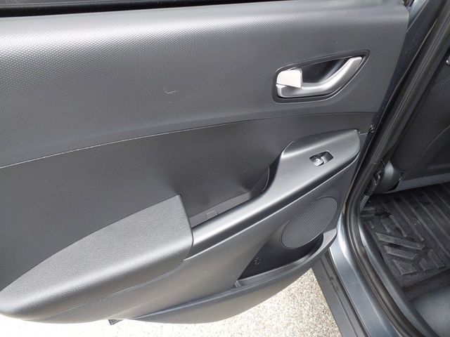 2022 Hyundai Kona SEL N Line photo 15