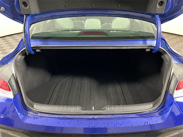 2024 Hyundai Elantra Limited photo 25