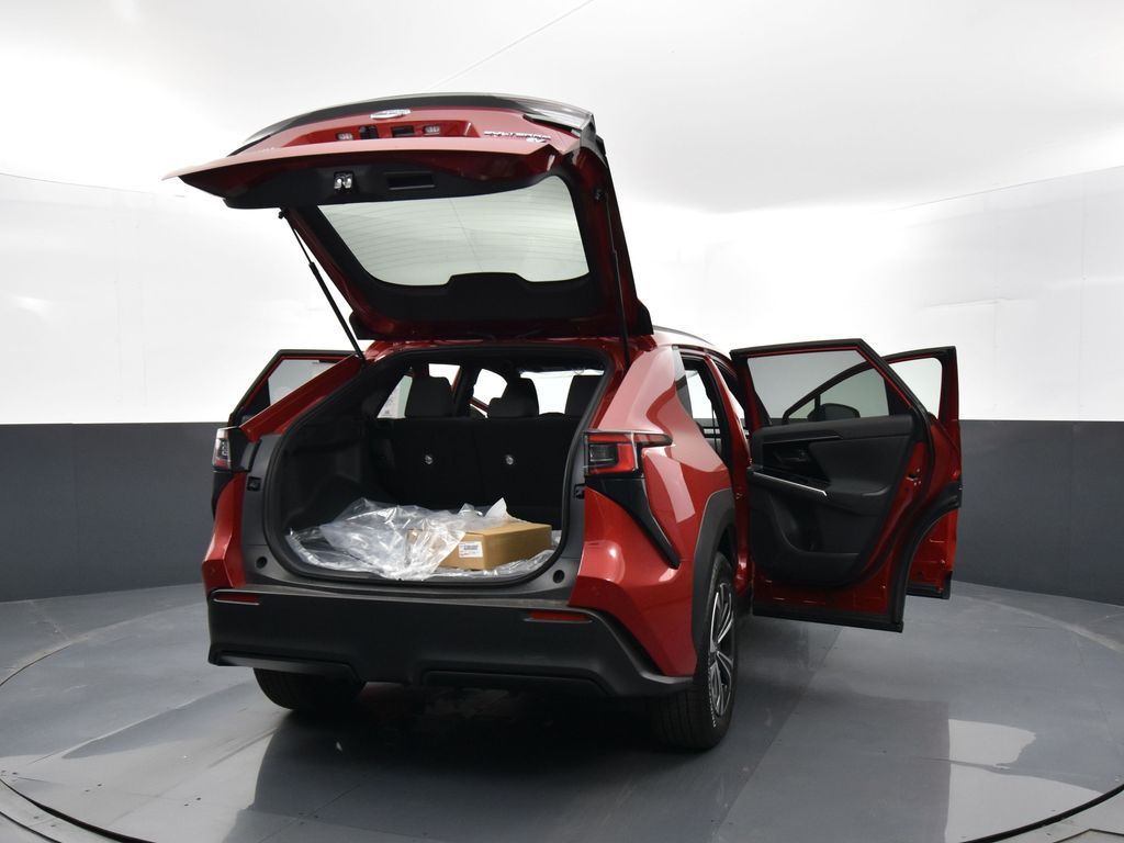2025 Subaru Solterra Premium photo 31