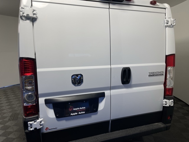 2026 Ram 1500 Tradesman photo 2