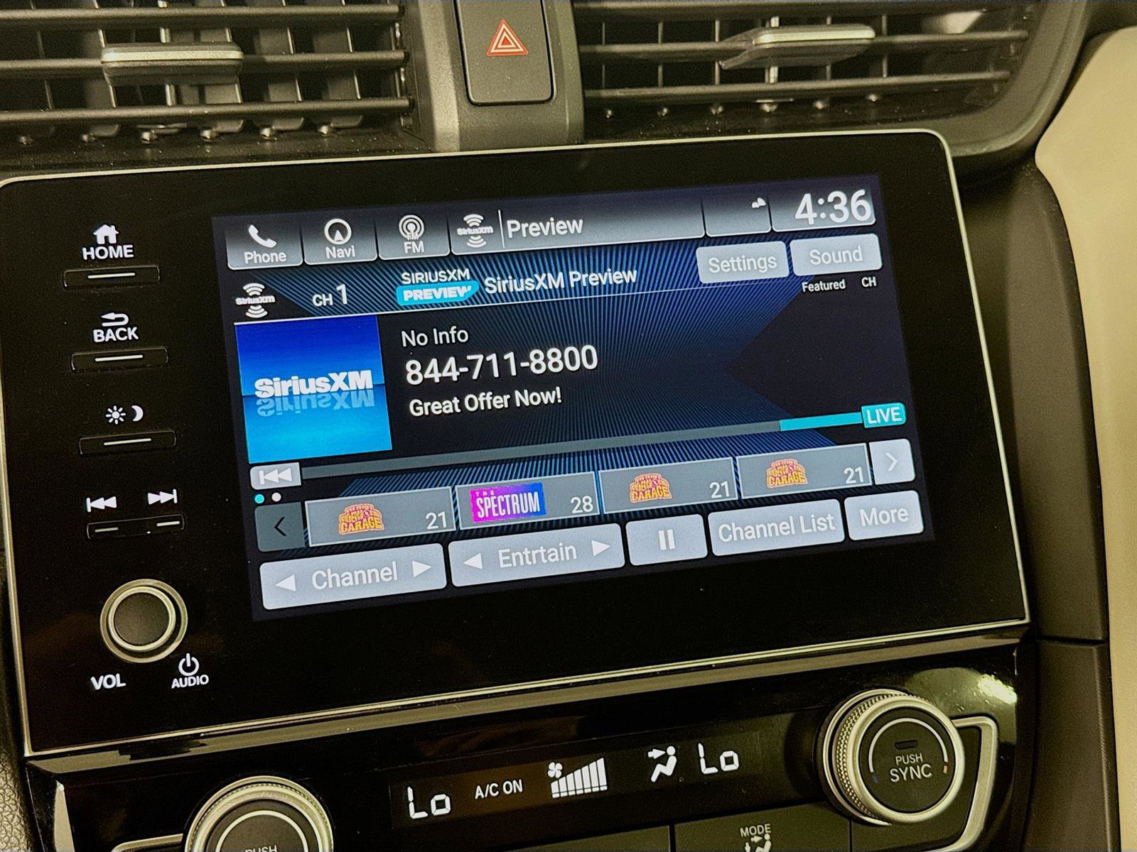 2021 Honda Insight Touring photo 15
