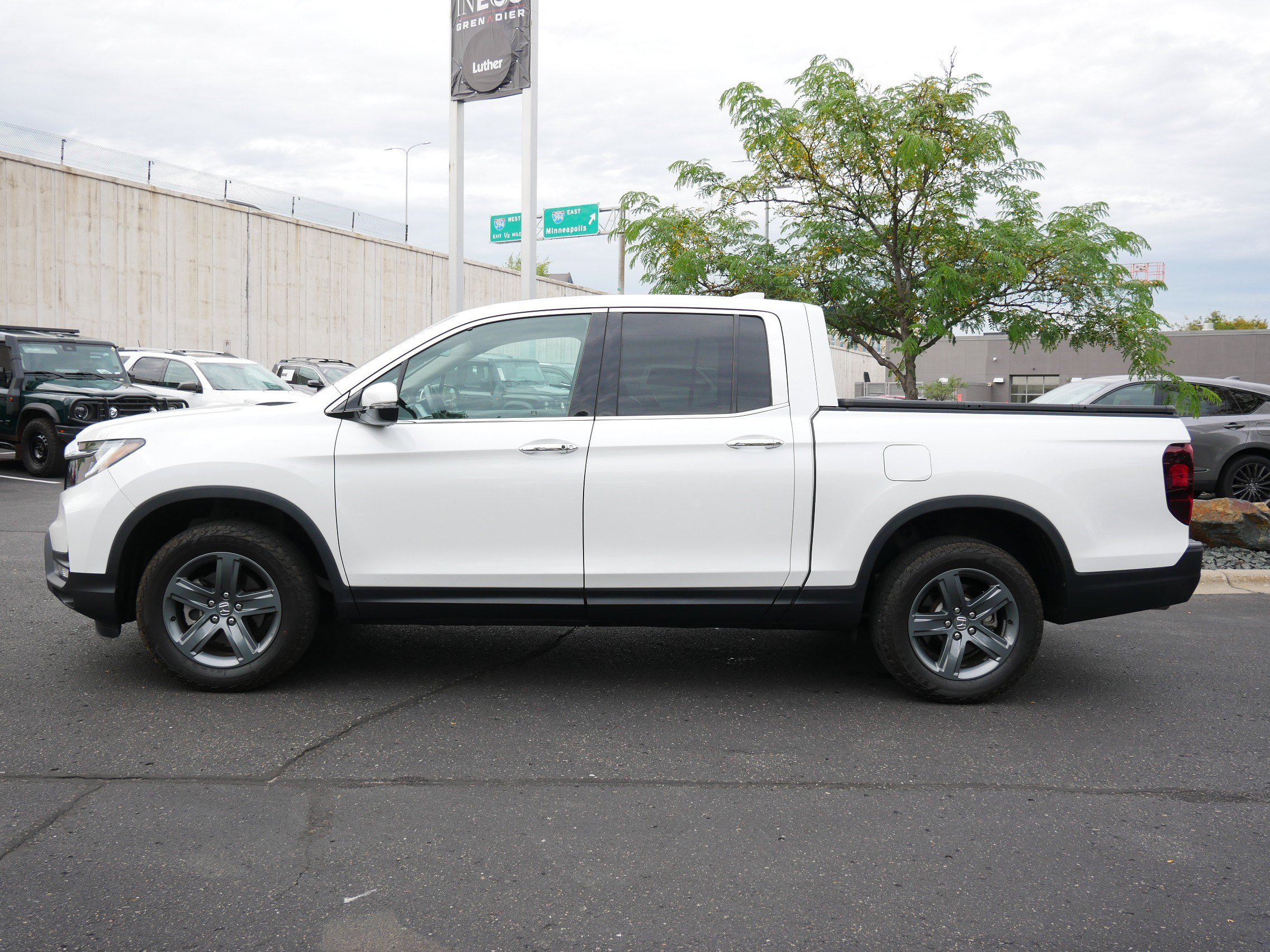 2022 Honda Ridgeline RTL-E photo 4