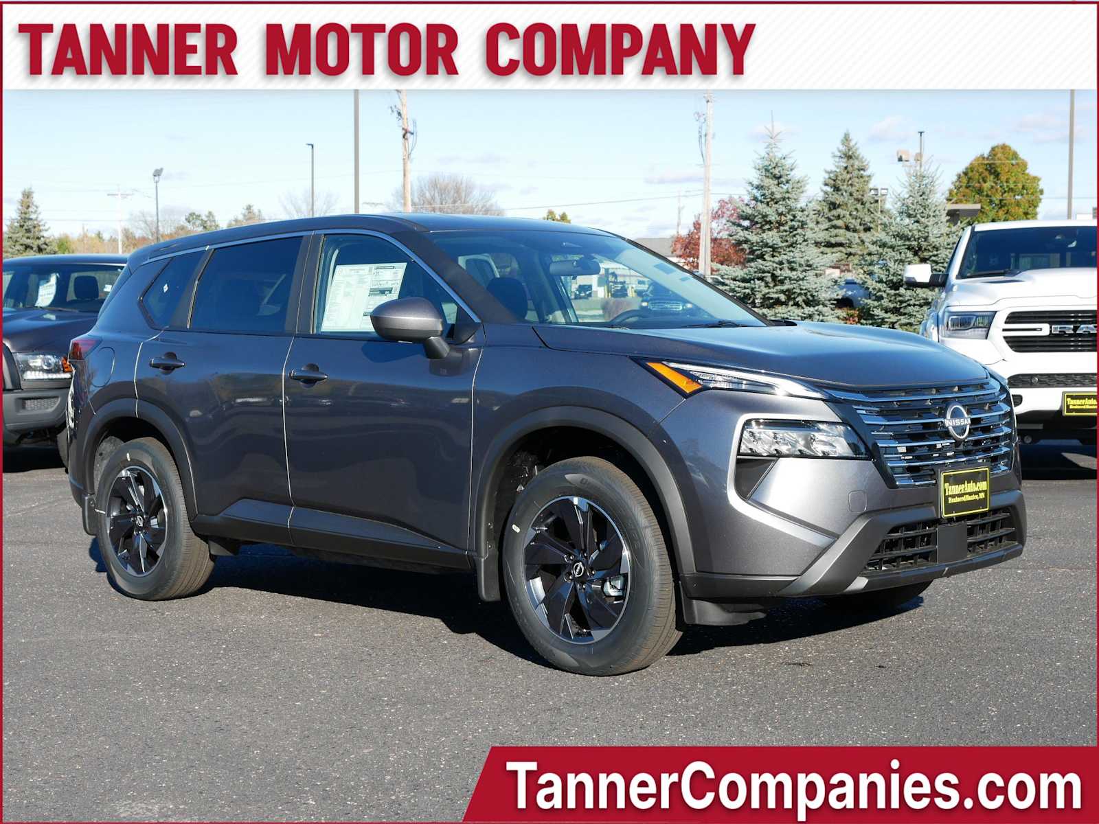 2026 Nissan Rogue SV's photo