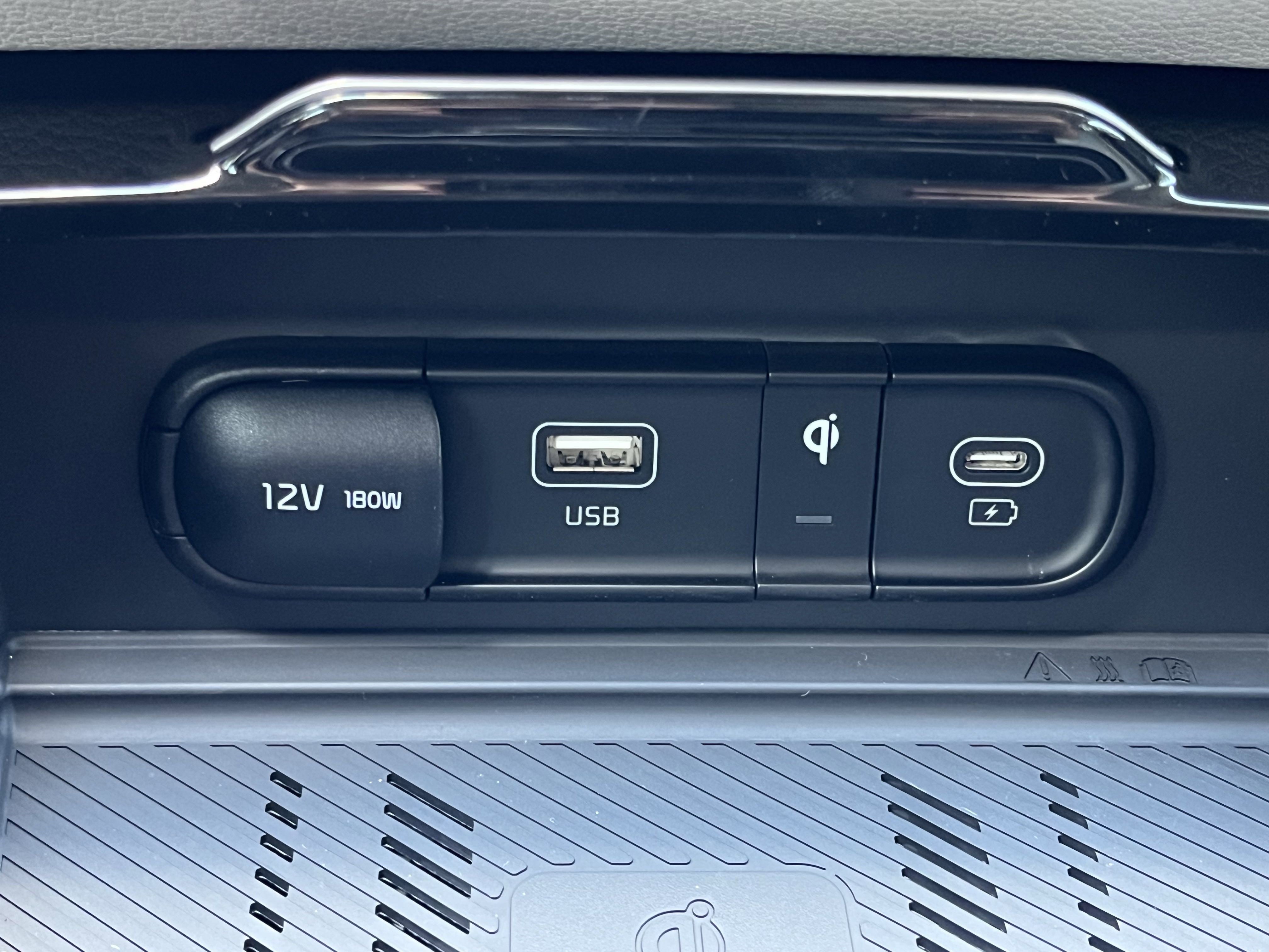 2025 Kia Sportage Hybrid EX photo 4