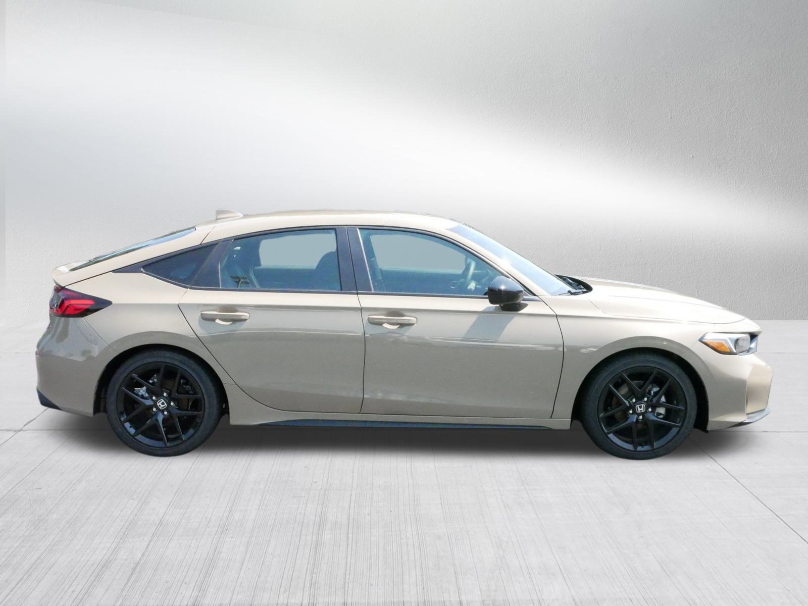 2025 Honda Civic Sport photo 8