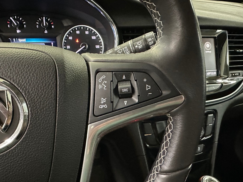2022 Buick Encore Preferred photo 6