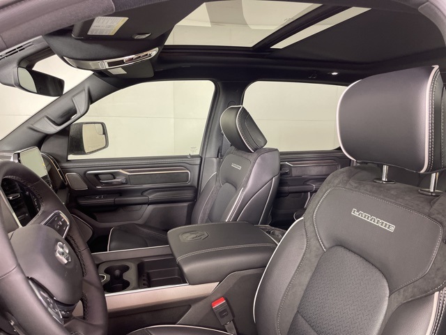 2026 Ram 1500 Laramie photo 18