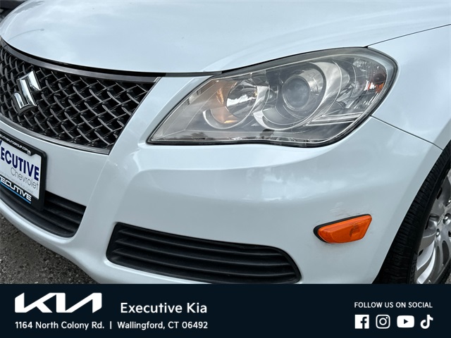 2013 Suzuki Kizashi photo 6