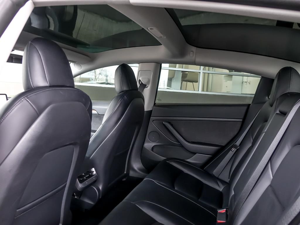 2022 TESLA MODEL 3 - Image 11