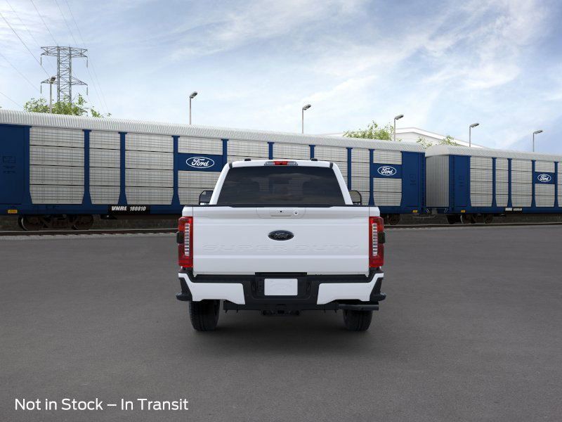 2025 Ford F-250 Lariat photo 4