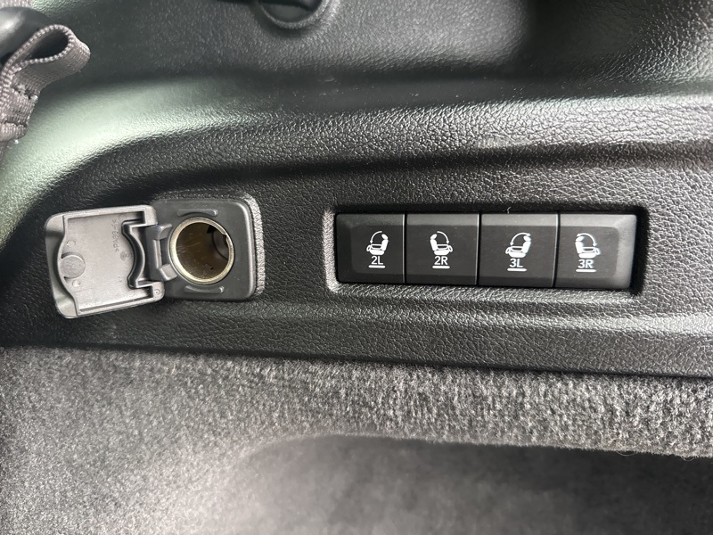 2021 Jeep Grand Cherokee Overland Sport photo 41