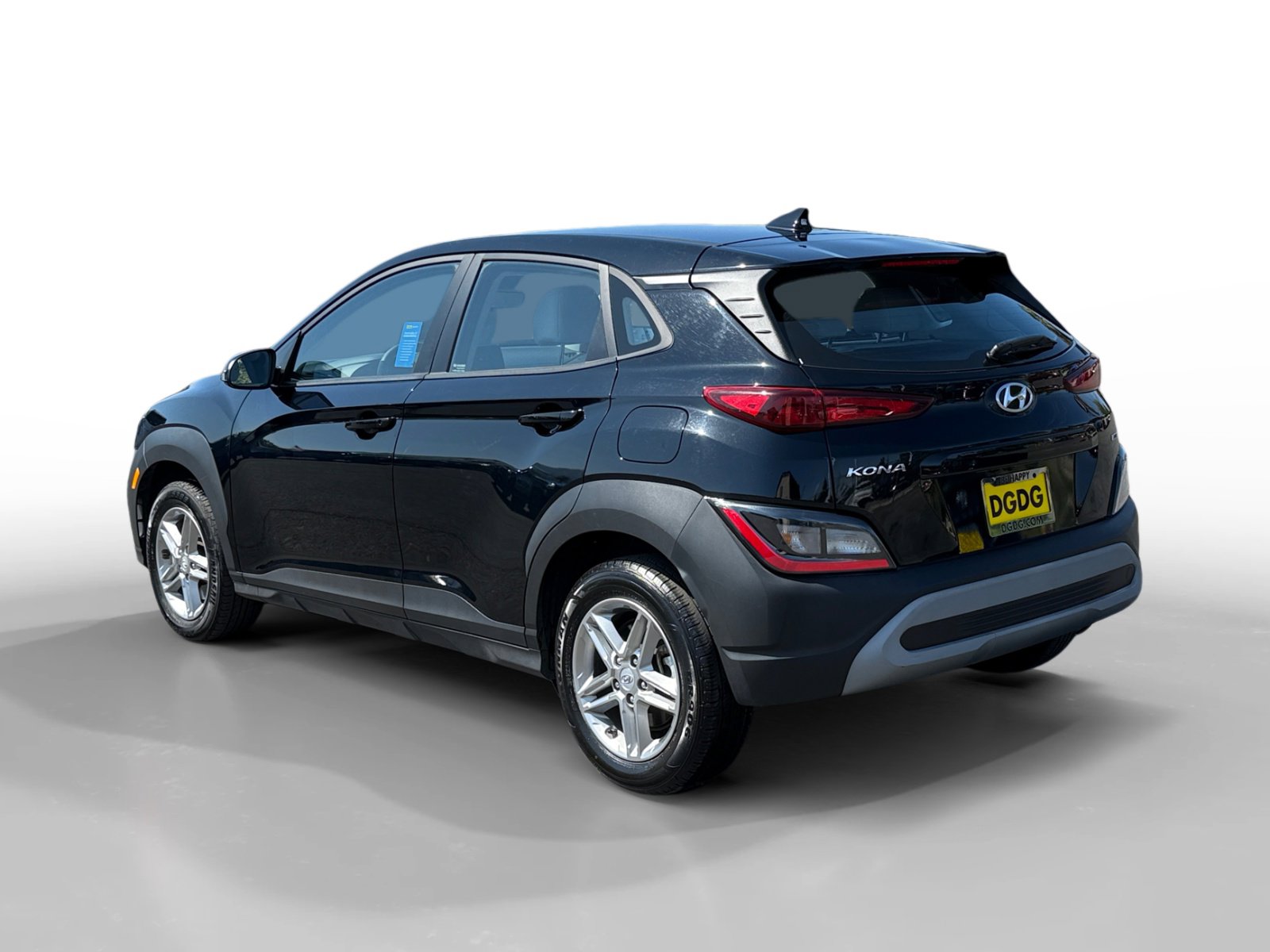 2023 Hyundai Kona SE photo 3