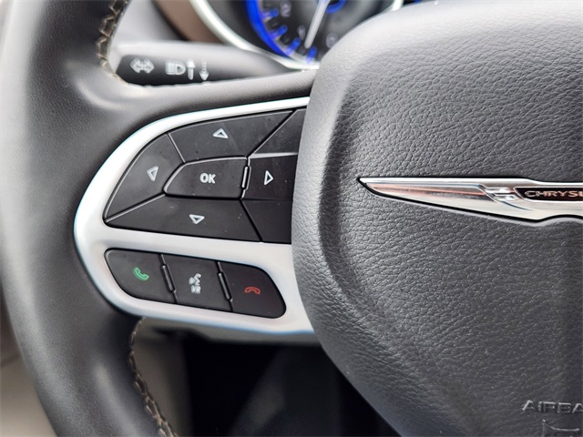 2022 Chrysler Voyager LX photo 19