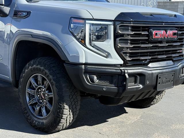 2024 Gmc Sierra 1500 AT4X photo 2