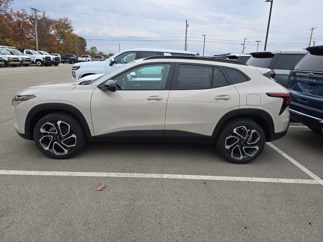 2026 Chevrolet Trax photo 2