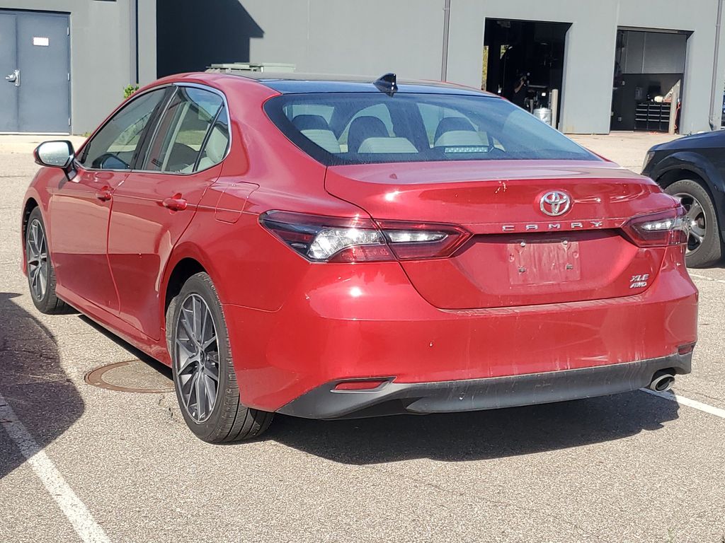 2023 Toyota Camry XLE photo 2