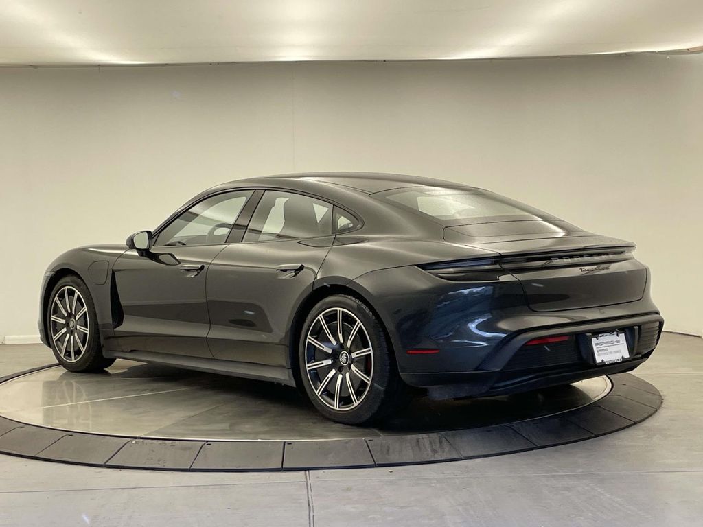 2021 Porsche Taycan 4S photo 3