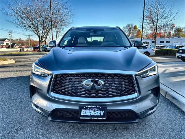 2025 Infiniti QX50 Luxe AWD photo 3
